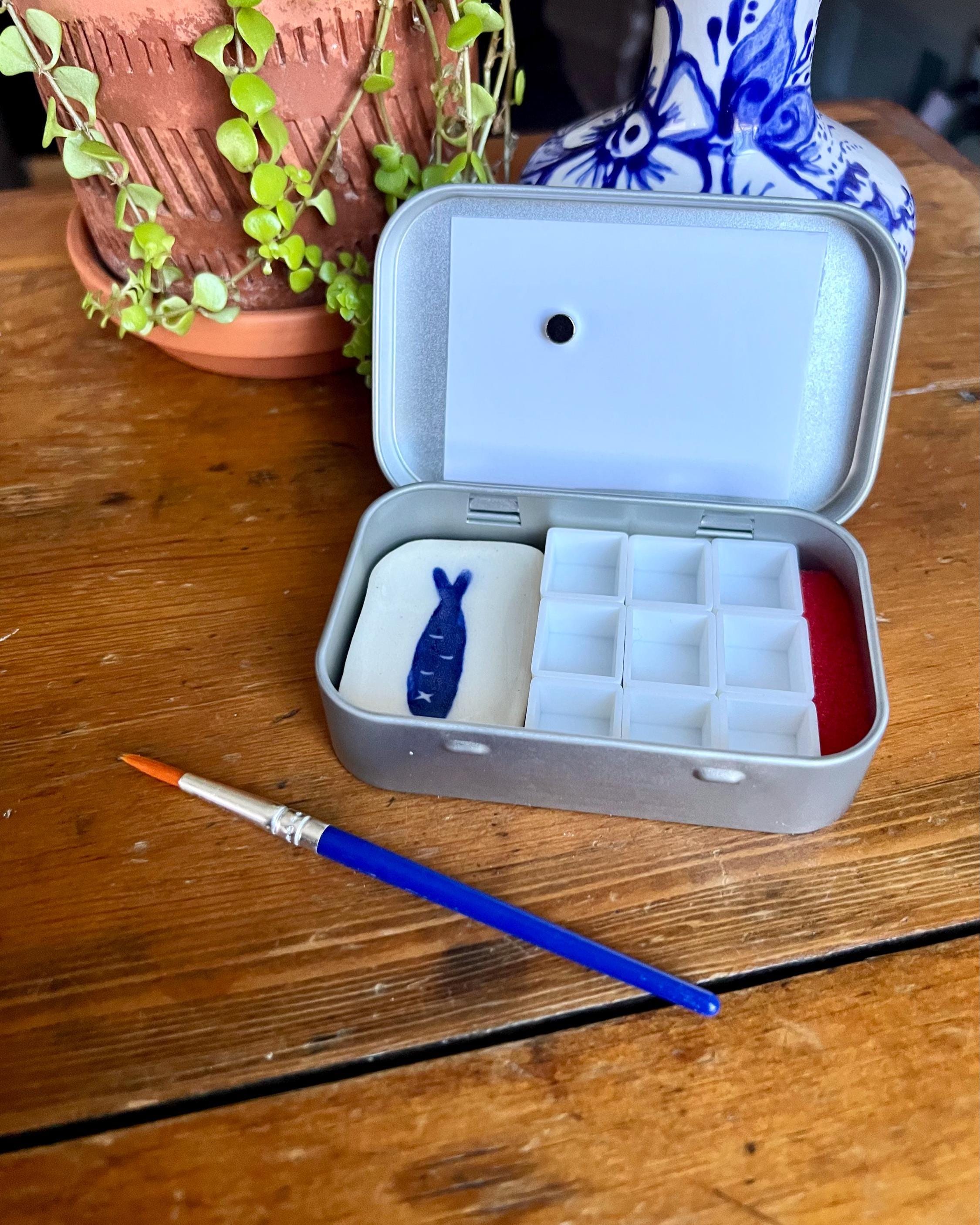 Sardine Tin Watercolor Palette – Portable 9-Well Paint Travel Kit